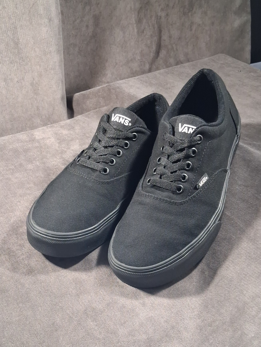 Vans Doheny Monochrome Black Classic Canvas Lace Up Sneakers VG+ US 10
